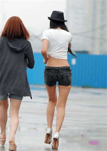p图神器可以p掉衣服的软件