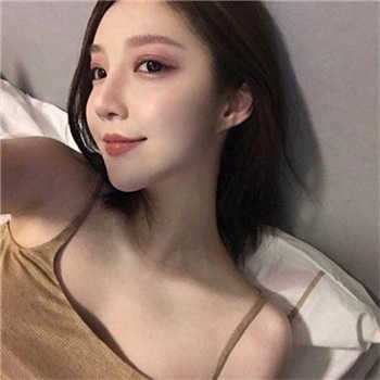 黑夜路灯下的孤独图片