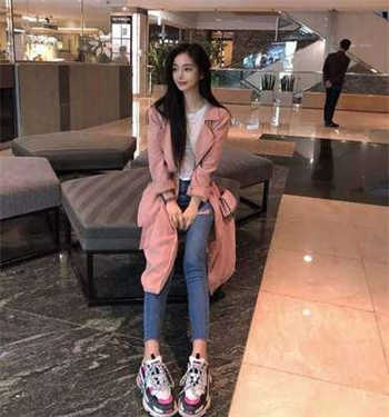 饥荒老奶奶好玩吗
