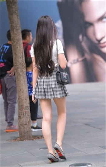 乖女儿吃爸爸的蘑菇