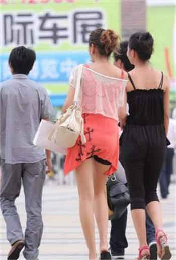 快递员老李赵筱柔小说秦雅