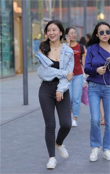五闺蜜互换性伴侣女儿情