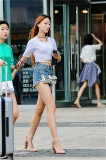 贾宝玉王熙凤乱