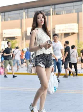 兔子先生直播里的优奈全名