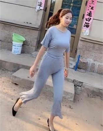 睡女业务员