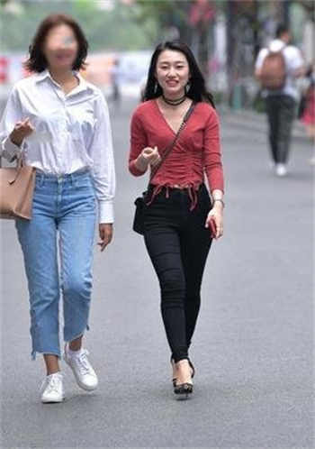 可乐浏览器怎么看vip视频