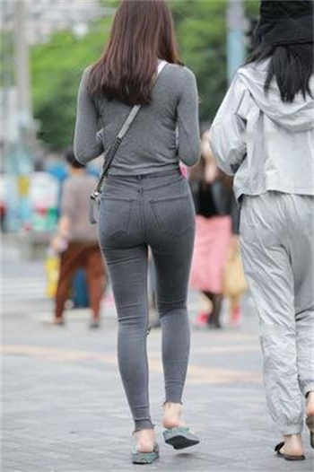 免费快手200w粉丝网红小妹