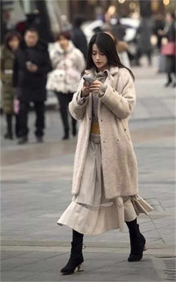 女s从哪里找