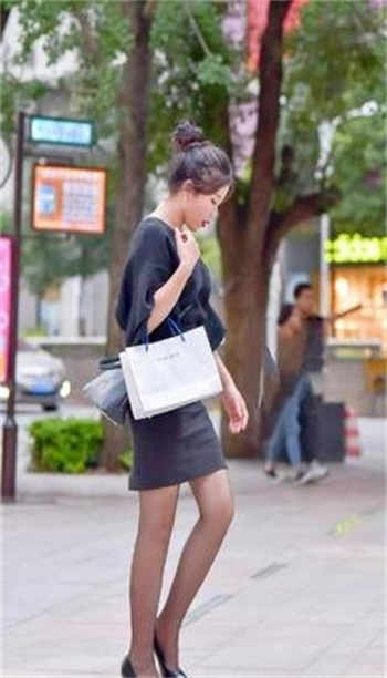 校长办公室梦莹最后怎么样