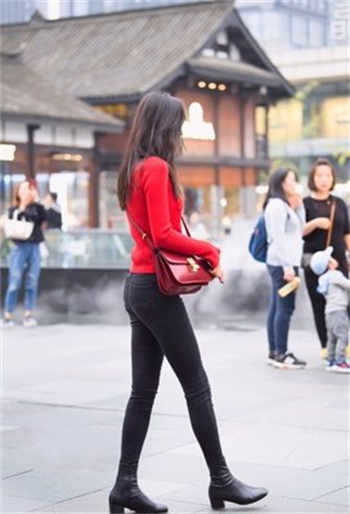女董事长宣昕十三
