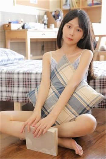 妻子找修水管工人视频